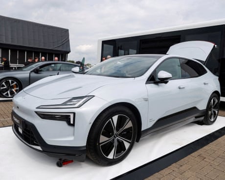 Sultan Rashid Abdullah Rashid Al Shene discussing EV sales targets